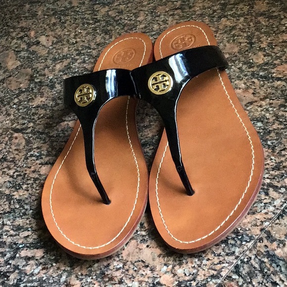 Tory Burch Shoes - Tory Burch black patent leather thongs “Cameron”